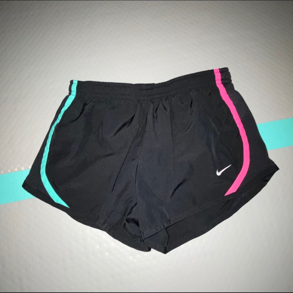 Girls Nike Shorts - Small